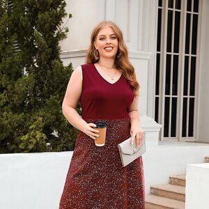 Plus Size V-Neck Sleeveless Midi Dress